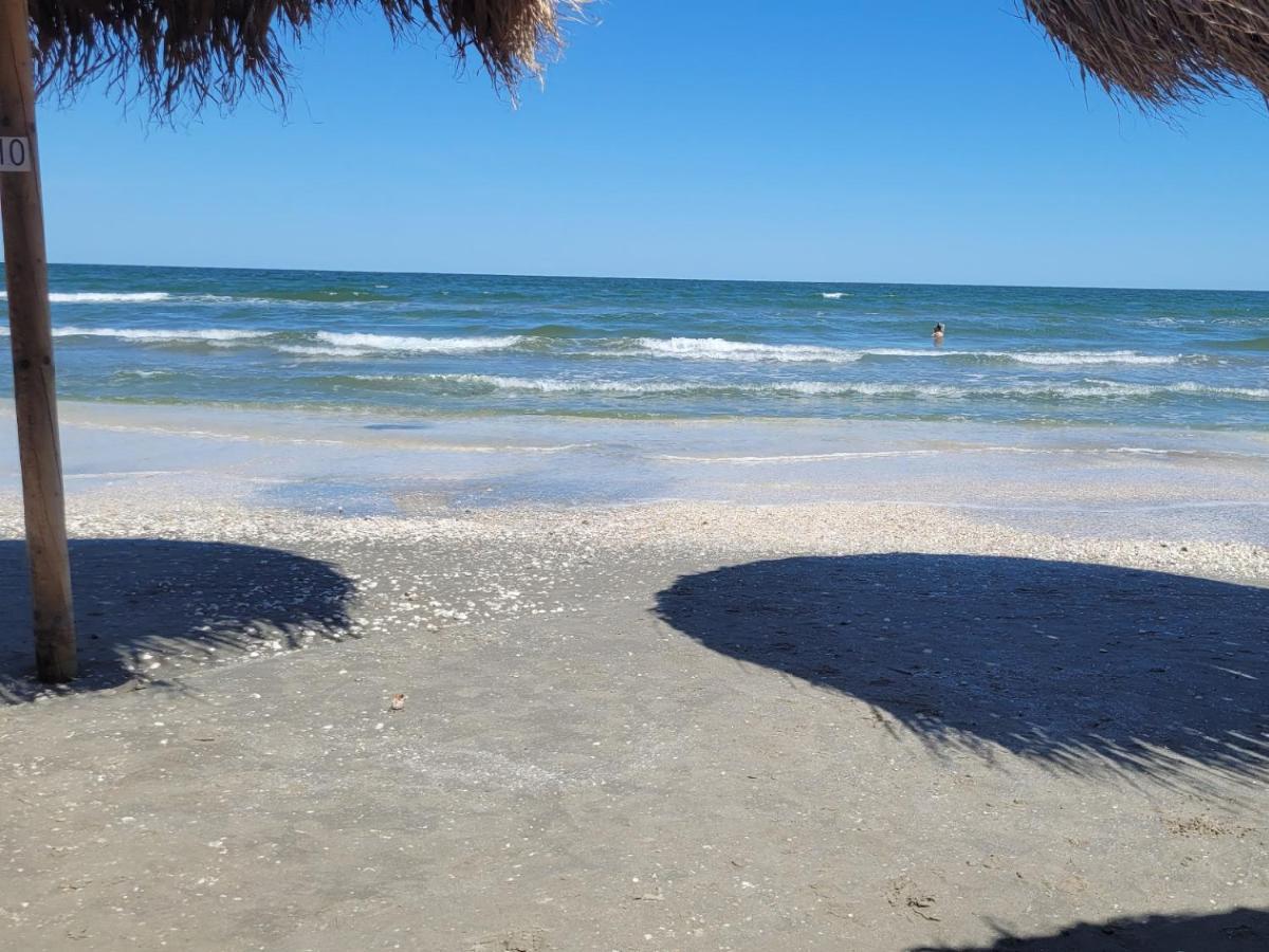 Los Amigos Apartment Spa Resort Mamaia Нэводари Экстерьер фото